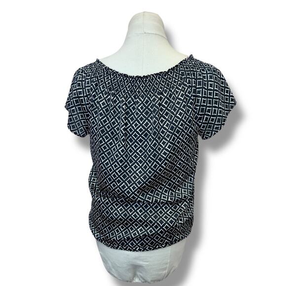 Ann Taylor Women’s Flutter Sleeve Keyhole String Tie Geometric Lightweight Top S - Picture 5 of 10